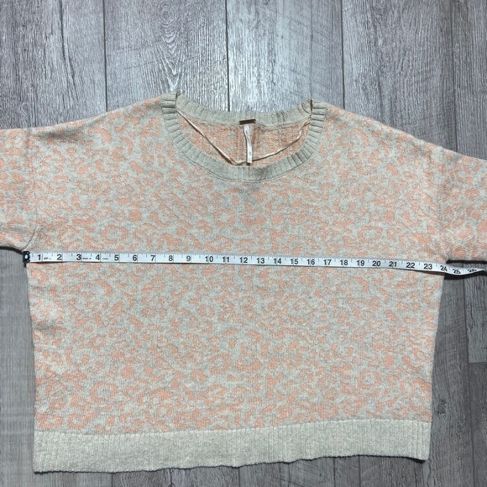 Free People XS Leopard‎ Print Cotton Alpaca Sweater Ivory Peach - Picture 2 of 8